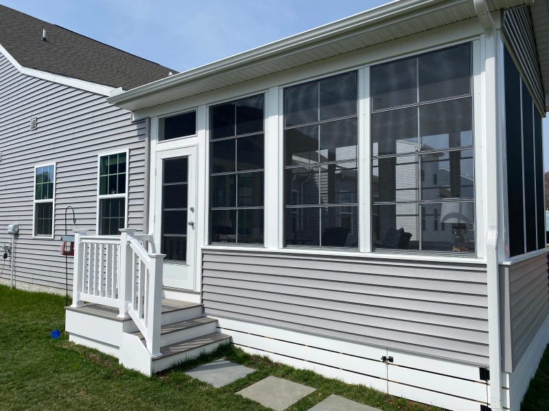 service screened patio work